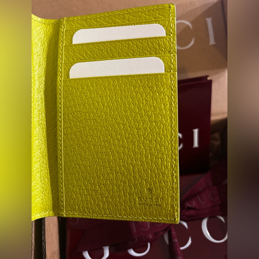 NEW Gucci Beige and dark brown with Acid Green Accent Wallet- GG long card case - Picture 7 of 9
